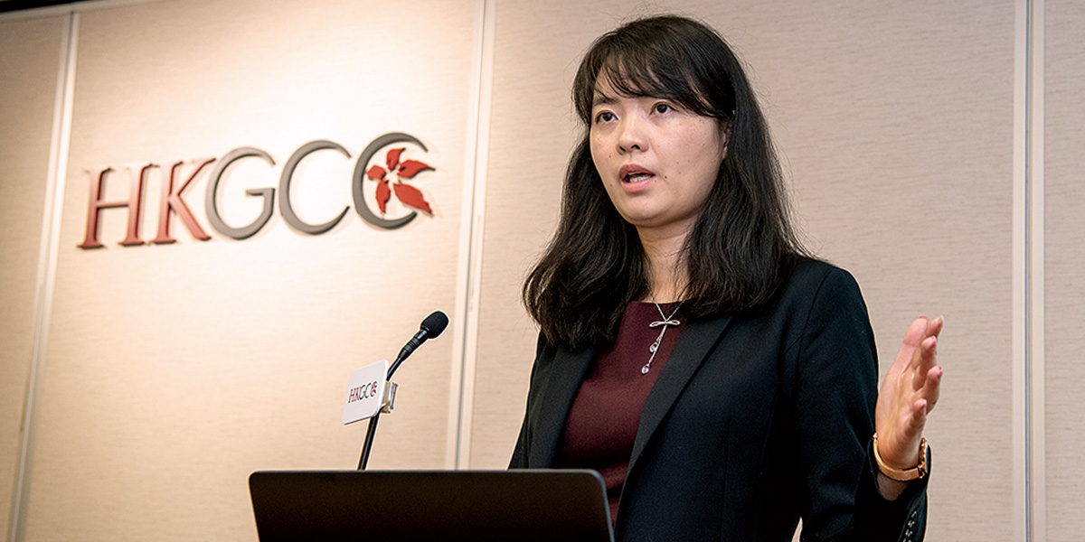Carol Liao, Executive Director and Senior China Economist at JP Morgan<br/>摩根大通銀行執行董事兼資深中國經濟學家廖薇博士